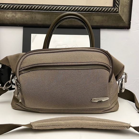 WORLDBOUND Handbags - WorldBound Woven Fabric Carry-on Weekender Travel Duffel Bag Luggage Olive